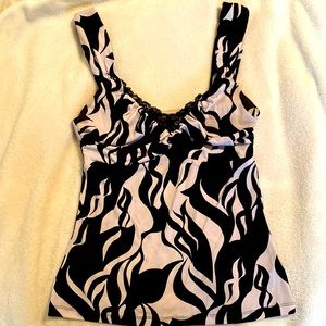 White House Black Market Top XS